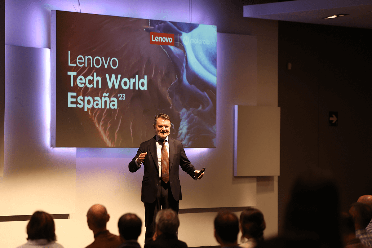 Lenovo lidera el mercado de los portátiles en  con estos dos modelos